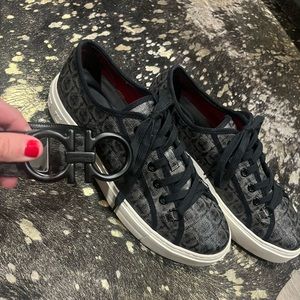 100% authentic Mens Salvatore Ferragamo tennis shoes and belt